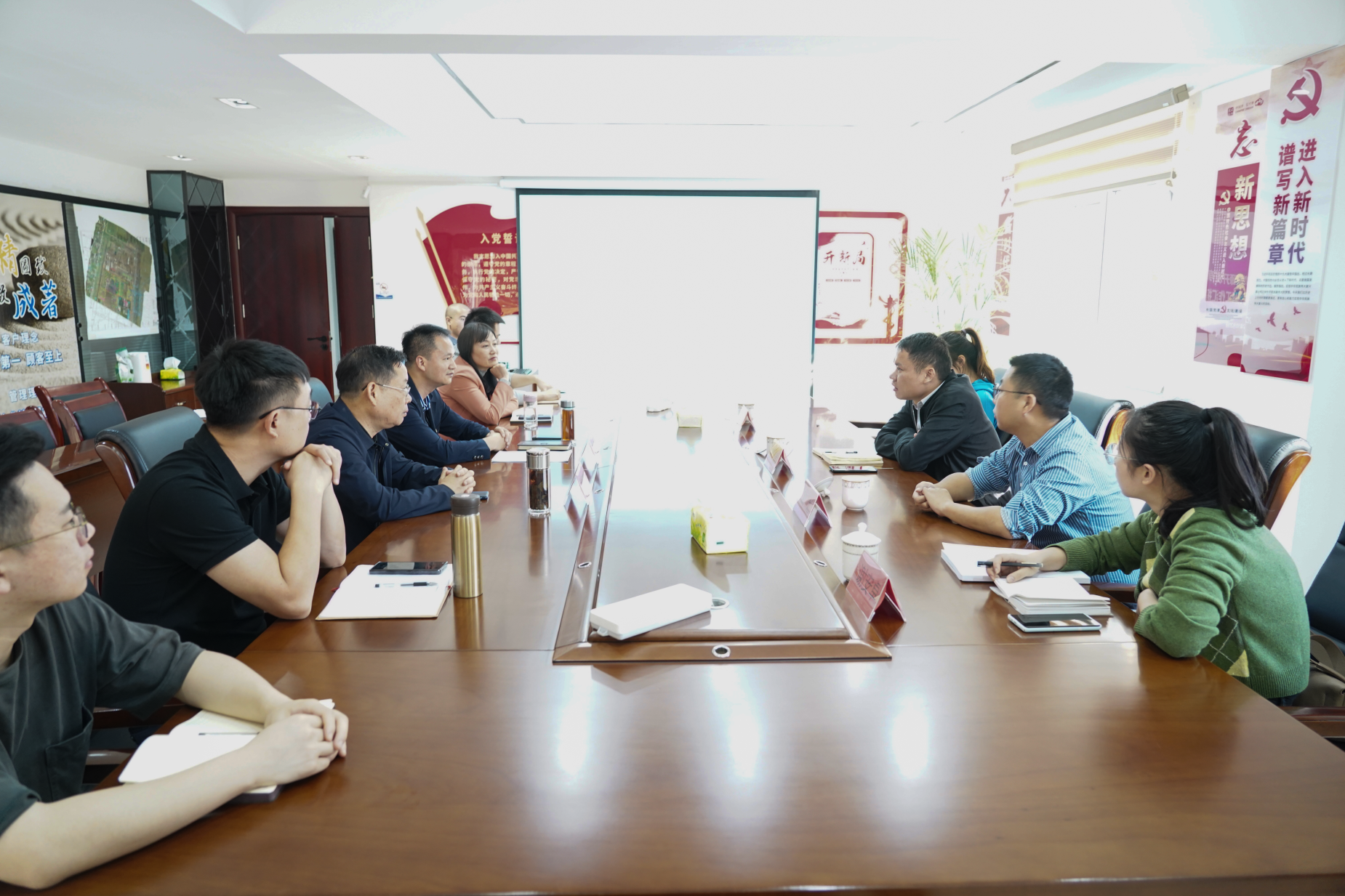 共青团益阳市委对益沅星空买球·(中国)官方网站
市级“青年文明号”创建工作进行实地验收