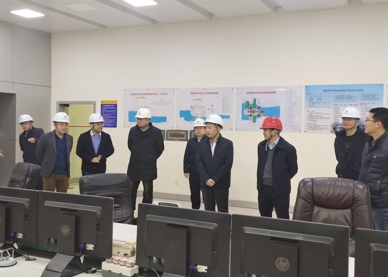 株洲航电分星空买球·(中国)官方网站
周先亮一行赴铜湾水电站开展专题工作交流