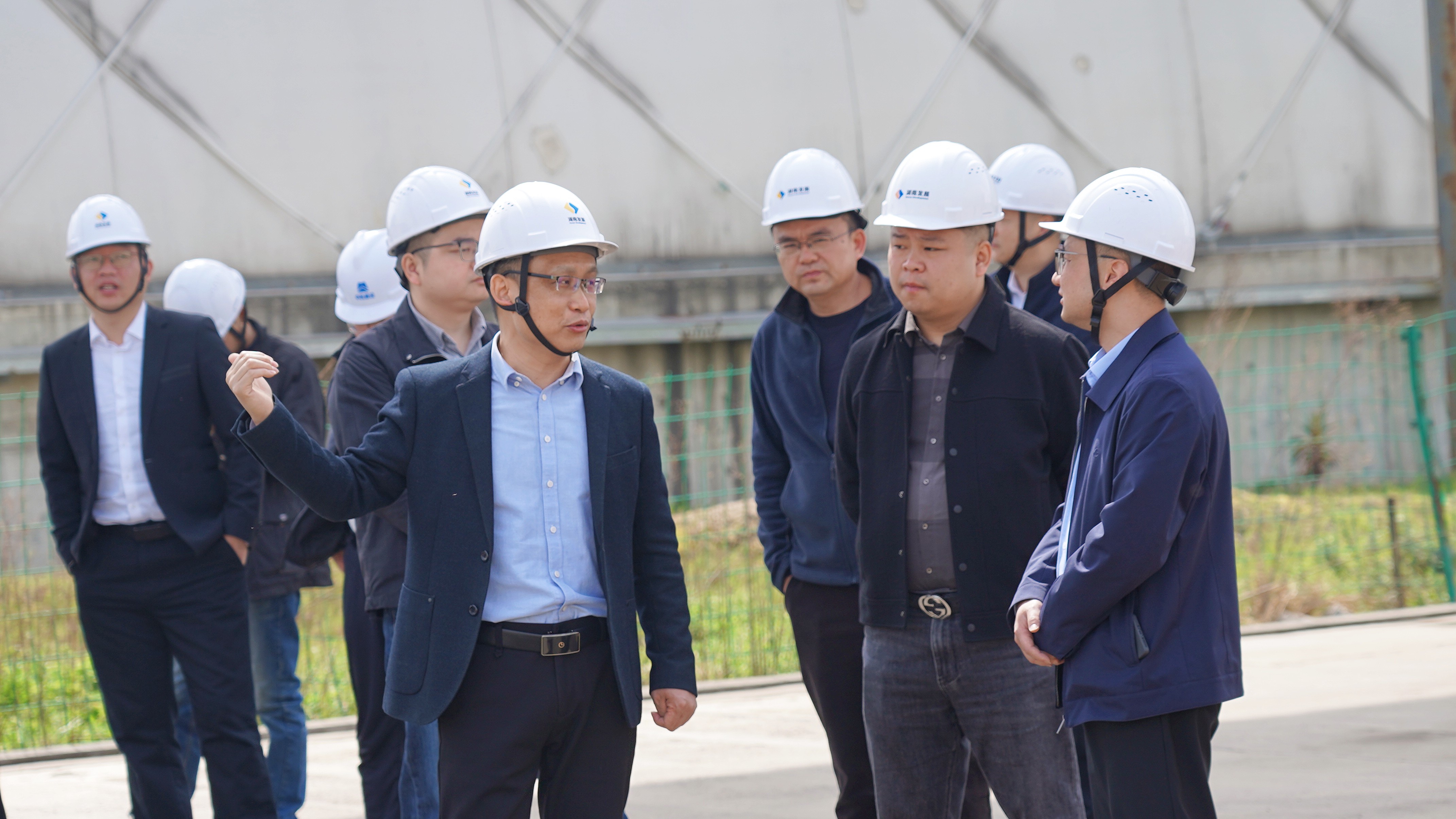 沅江市副市长雷亮调研星空买球·(中国)官方网站机制砂和砂石集散中心项目
